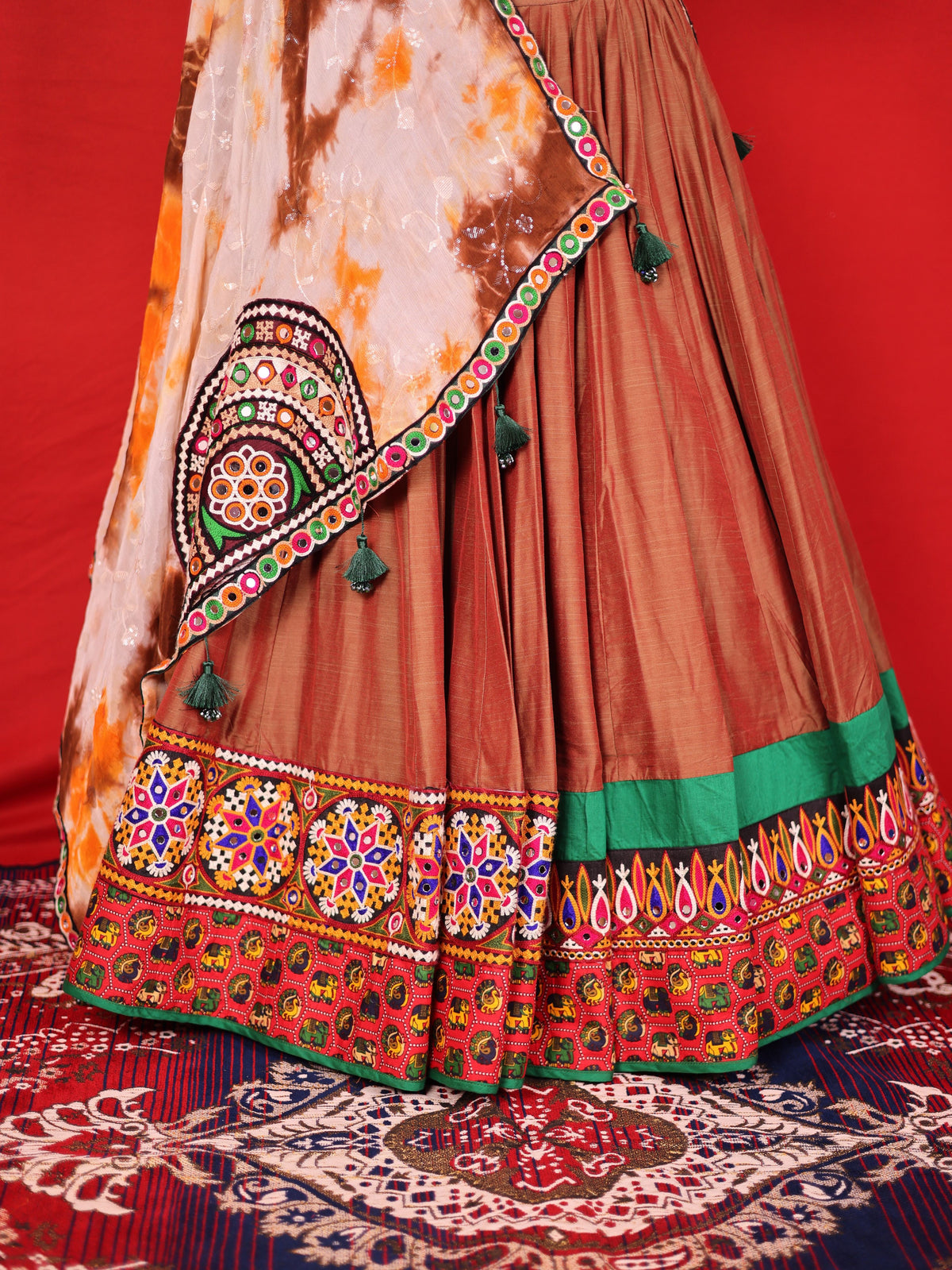 Gumar – Slub Silk Heritage Flare Lehenga