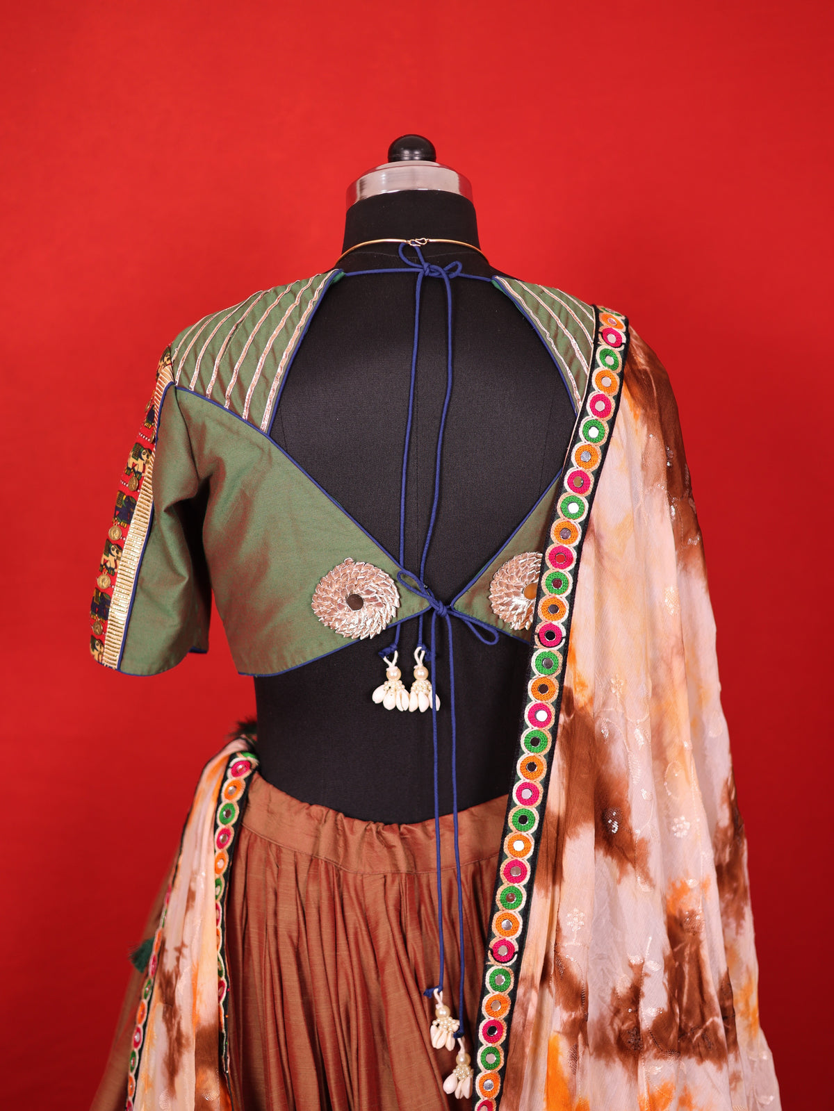 Gumar – Slub Silk Heritage Flare Lehenga